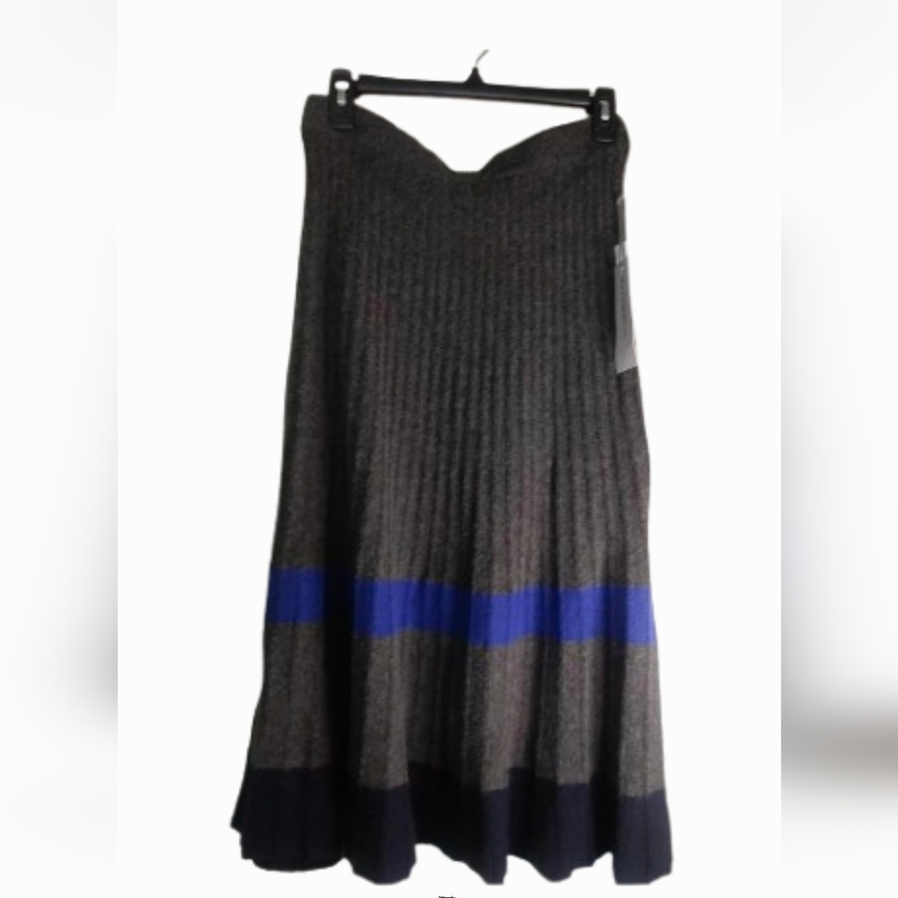 NEW! Liz Claiborne Plus | Pleated A-line Sweater Skirt